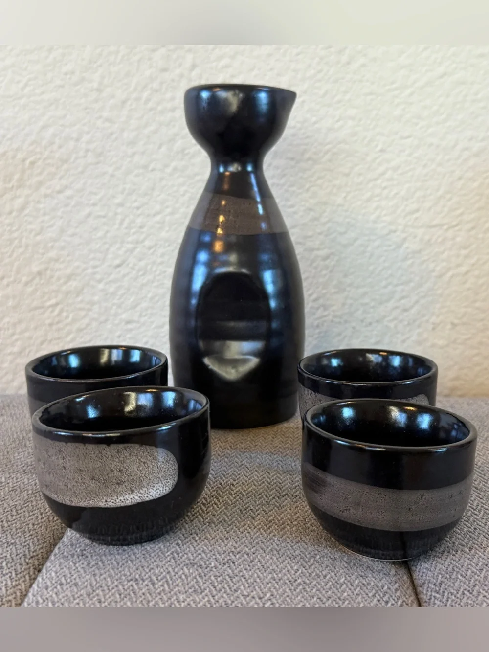 Japanese Sake Set with Tokkuri and Four Sakaguki Cups - Black and Brown